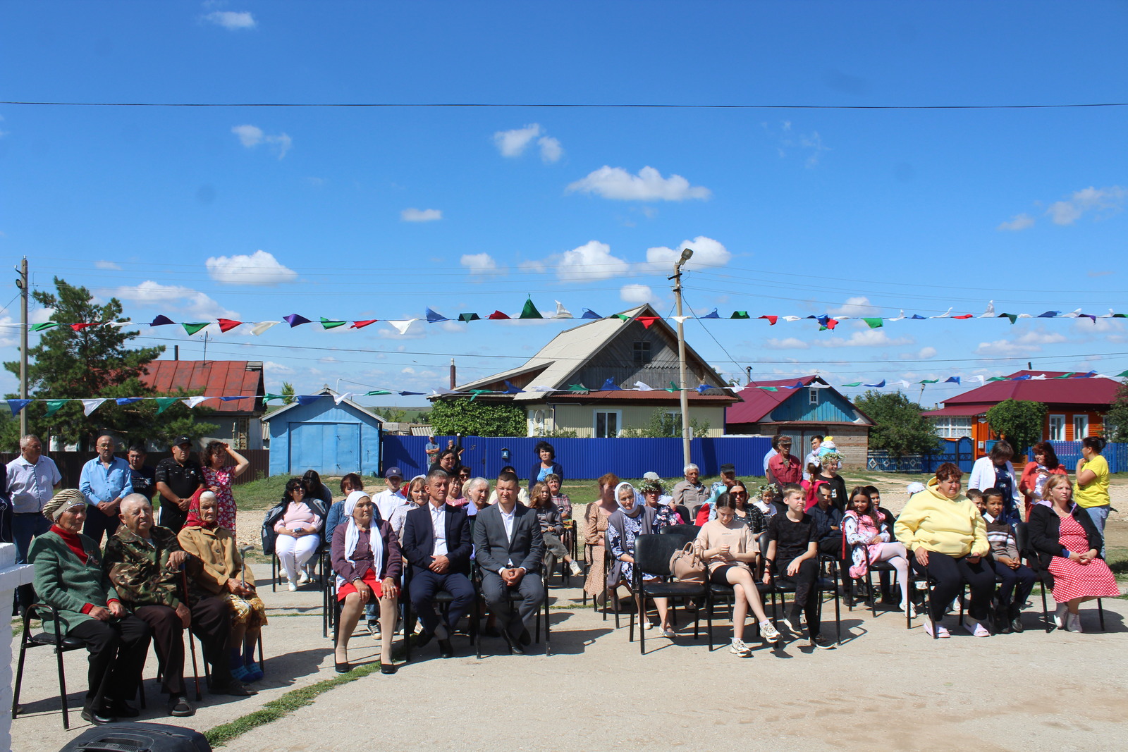 Жители и гости деревни Воздвиженка Хайбуллинского района встретились на празднике «Здравствуйте, односельчане!»