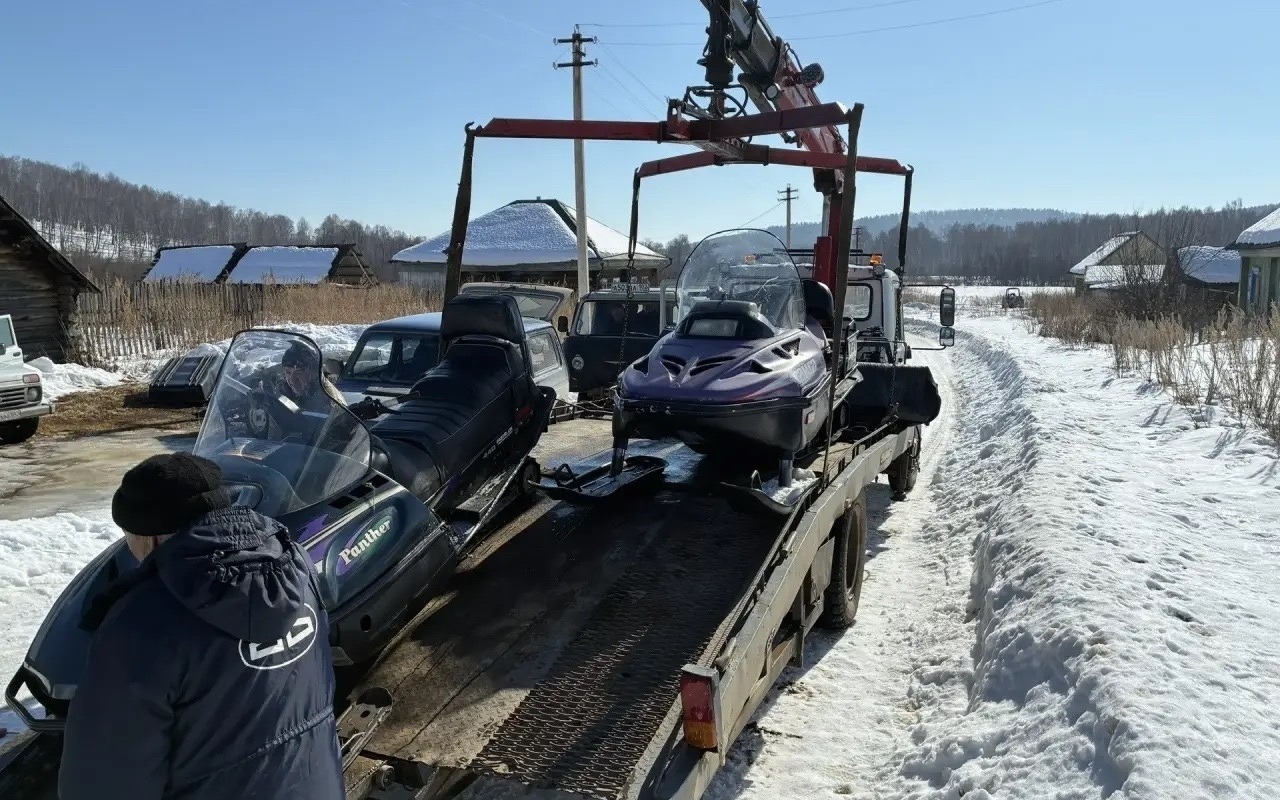 В природном парке «Иремель» у жителя Башкирии изъяли три снегохода
