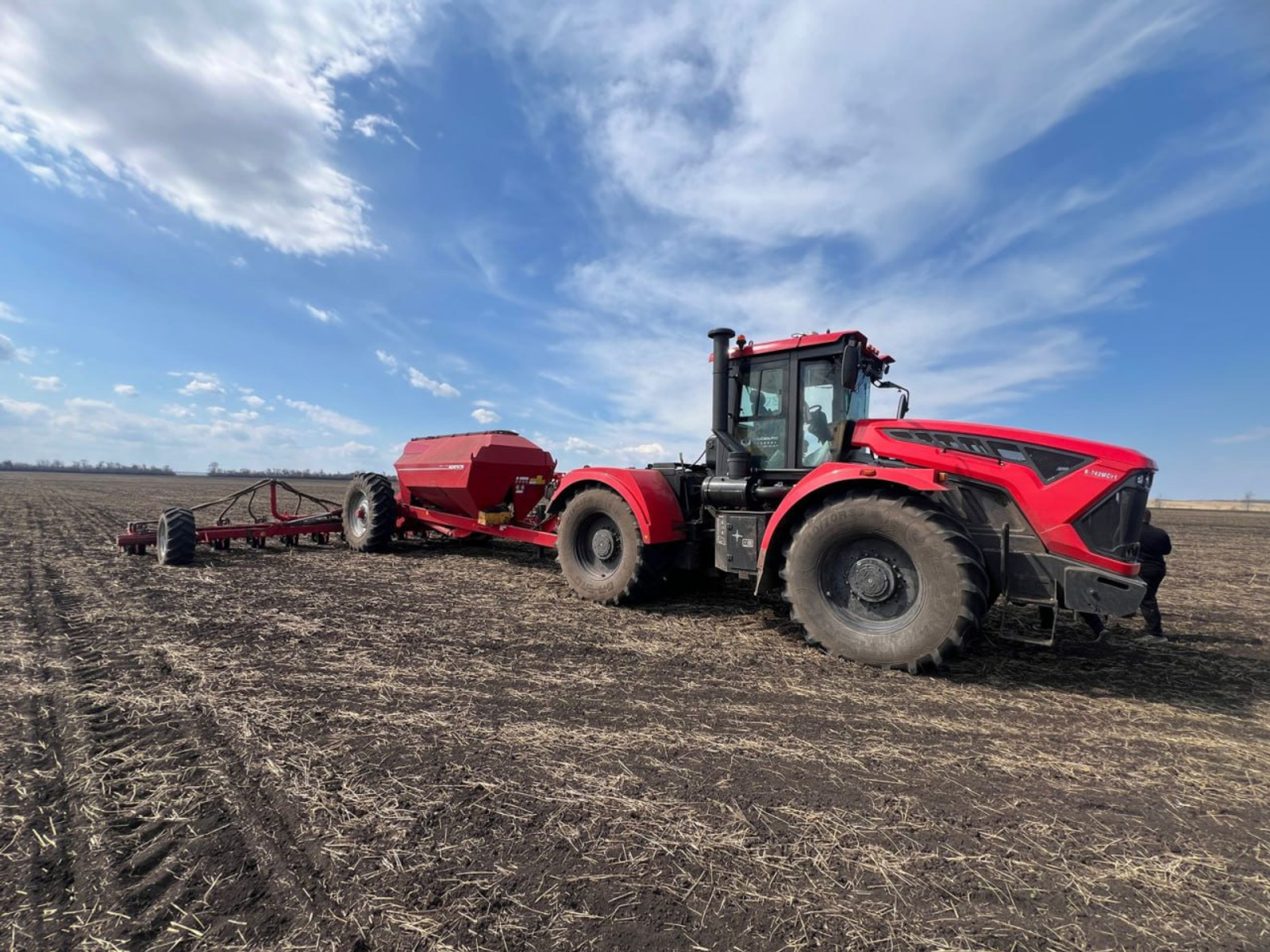 В 42 районах Башкирии начался сев яровых культур