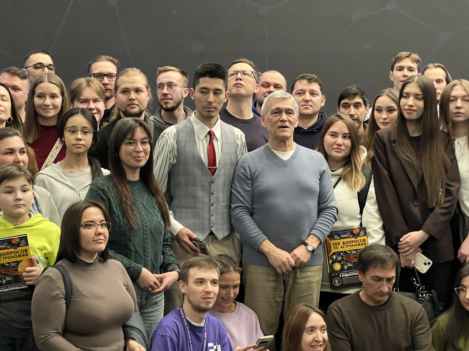 В Уфе с лекцией о поисках внеземной жизни выступил Владимир Сурдин