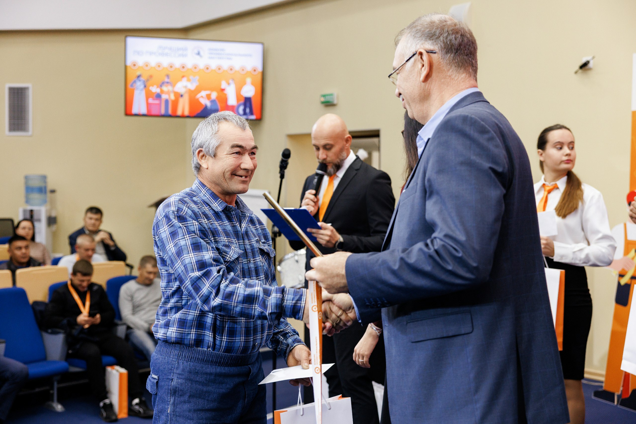 Работники «Башмеди» вошли в число лучших на масштабном конкурсе профмастерства