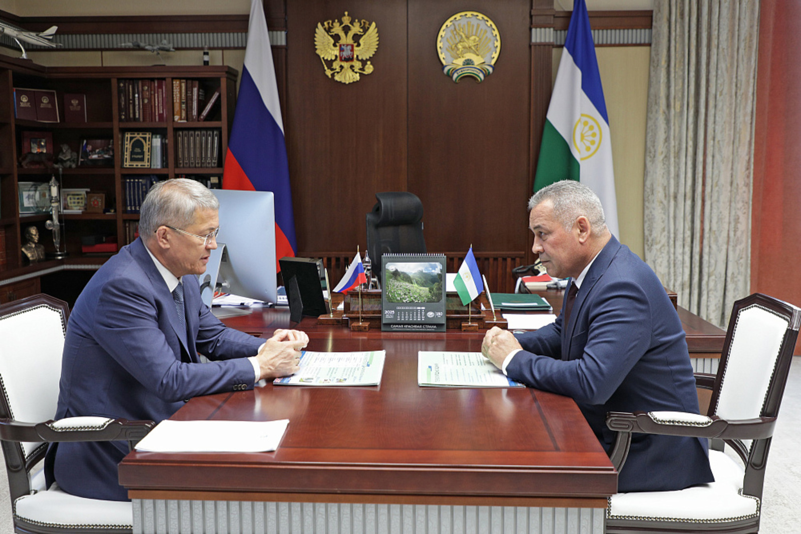 Диалог Радия Хабирова и главы администрации Салавата Маратом Загидуллиным