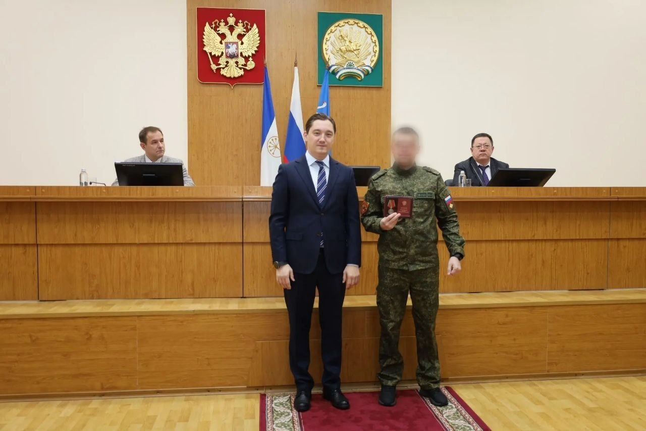 Президент РФ подписал указ о награждении участников СВО из Башкирии