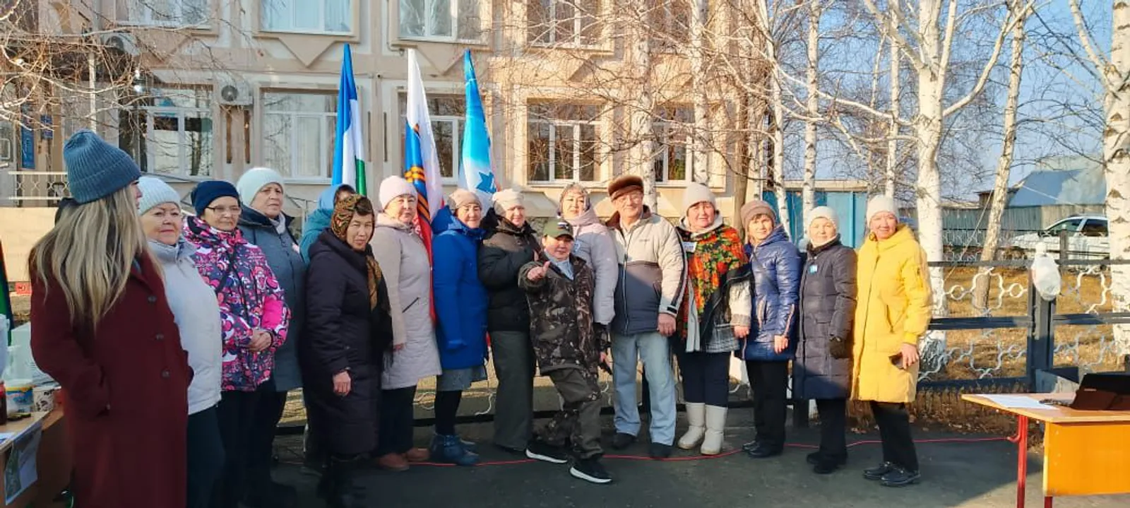 «СВОих не бросаем»