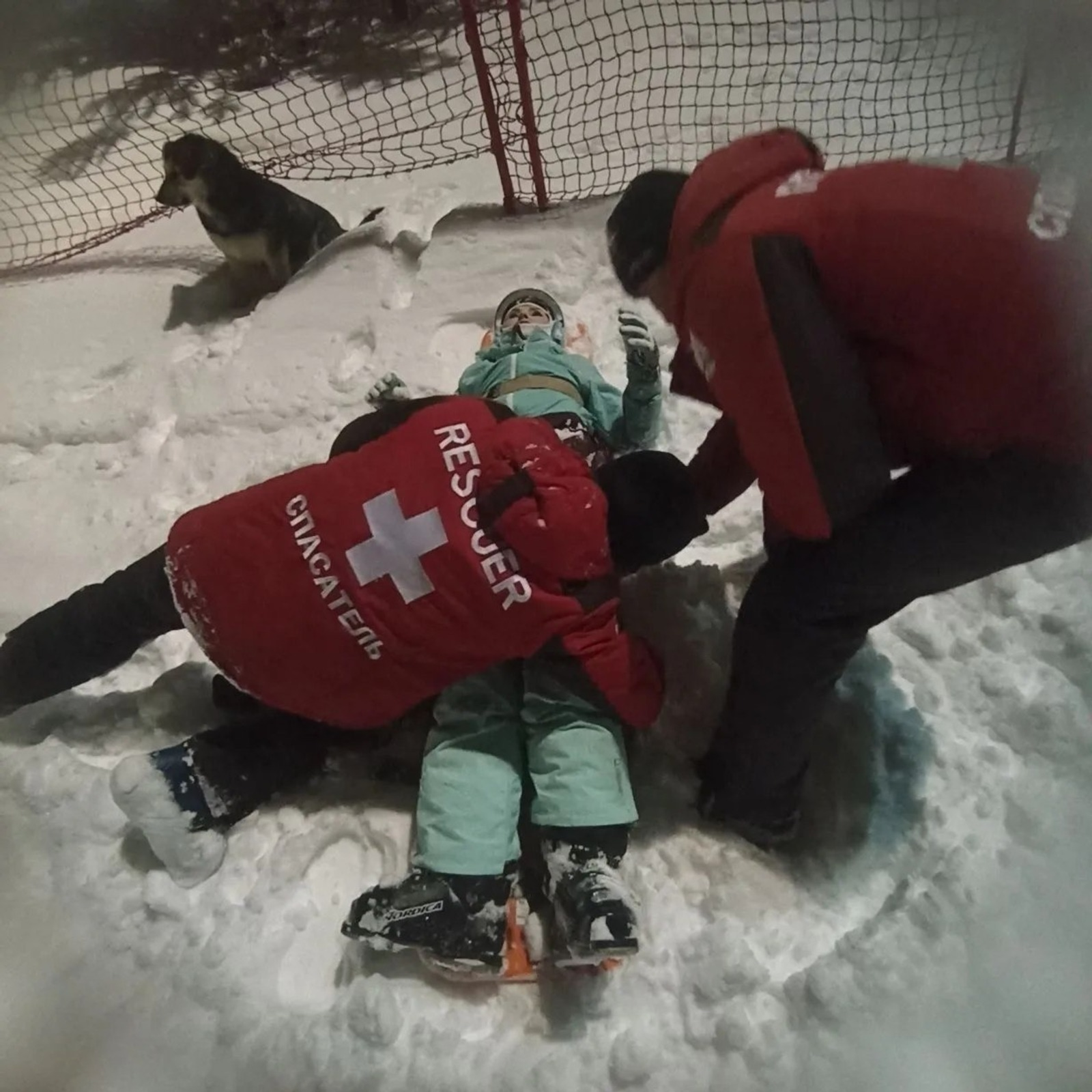 На курорте в Башкирии лыжник сбил лыжницу и сбежал