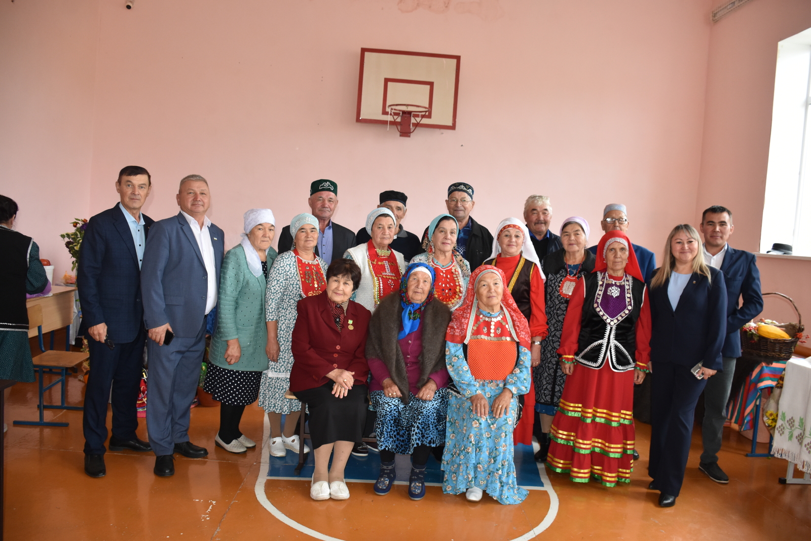 Красивый праздник осени