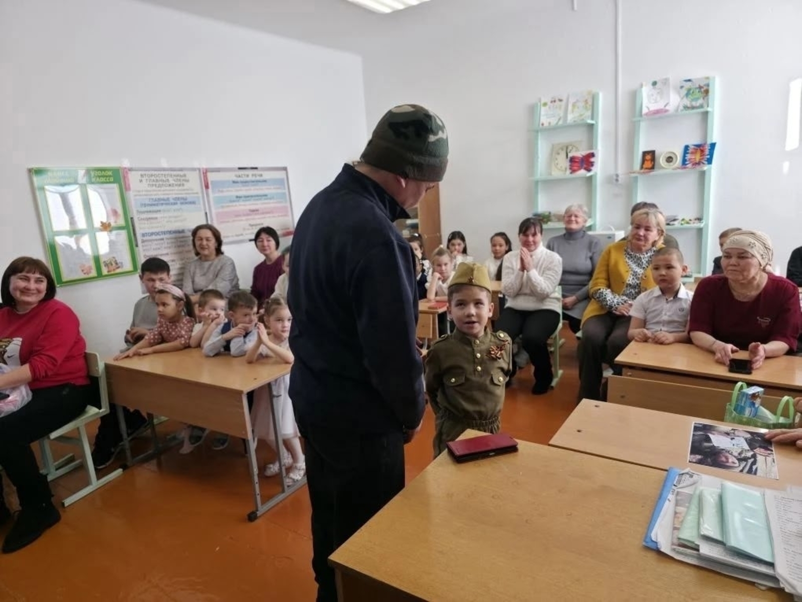 Детский рисунок нашел своего героя