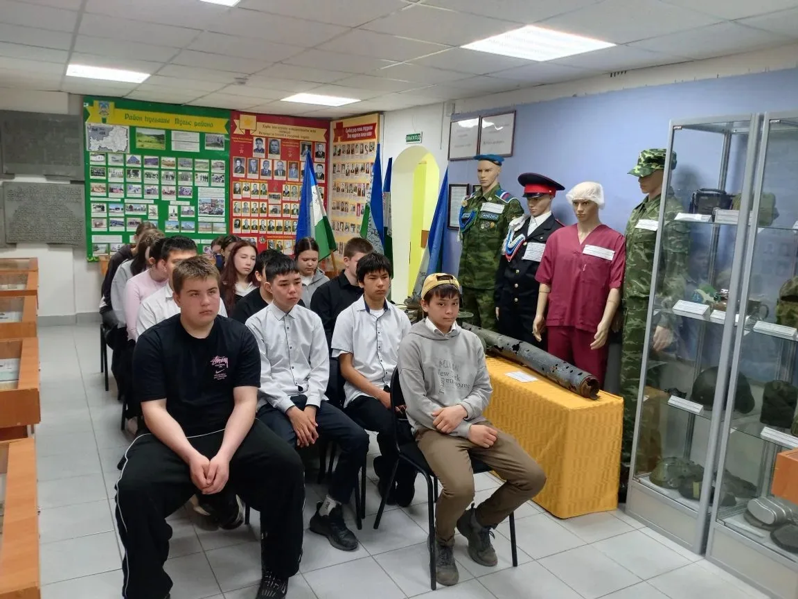 Храним историю сердцами: День памятников в Хайбуллинском районе