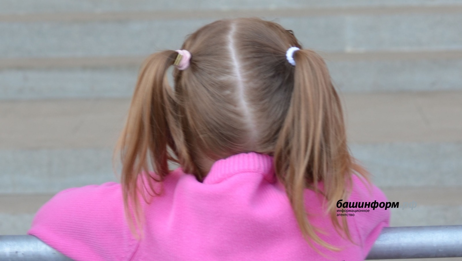 В Башкирии мать троих детей обвинили в насилии и пренебрежении детьми