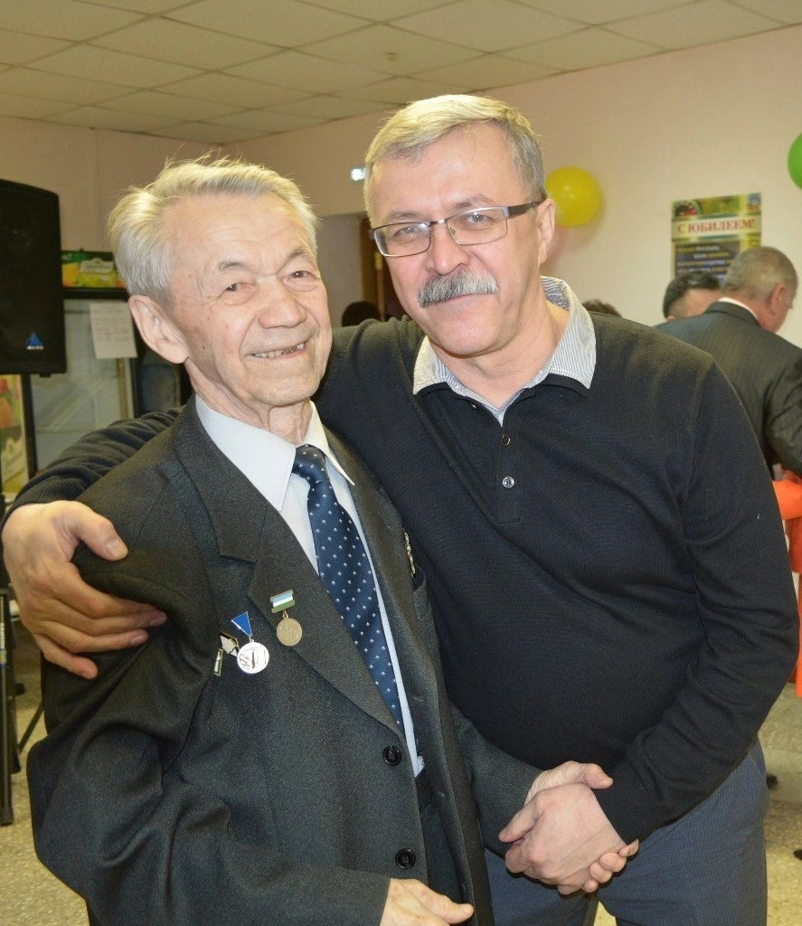 Сегодня 90 лет со дня рождения хайбуллинца, заслуженного работника народного образования Башкортостана Роберта Арсланова