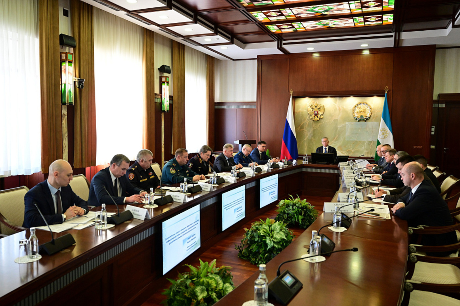 На заседании регионального оперштаба обсудили защищённость промышленных объектов