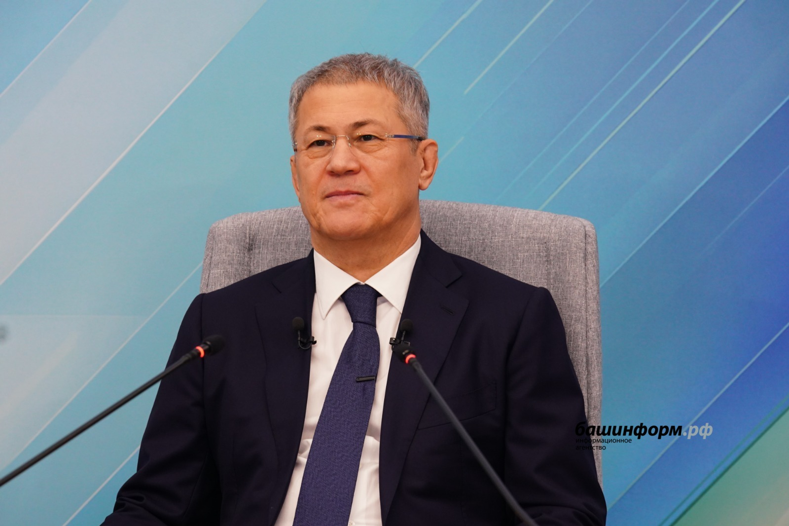 Глава Башкирии вошел в топ-10 лидеров рейтинга активности глав в соцсетях