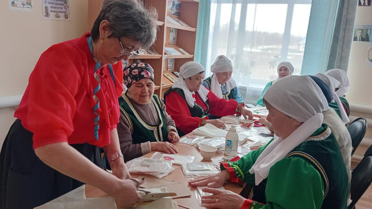 Мастерица из Ивановки находит время на любимые увлечения