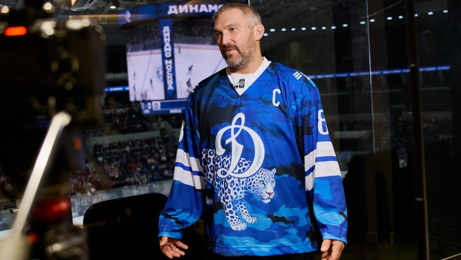 Хоккеист Александр Овечкин забросил рекордную 900-ю шайбу в НХЛ