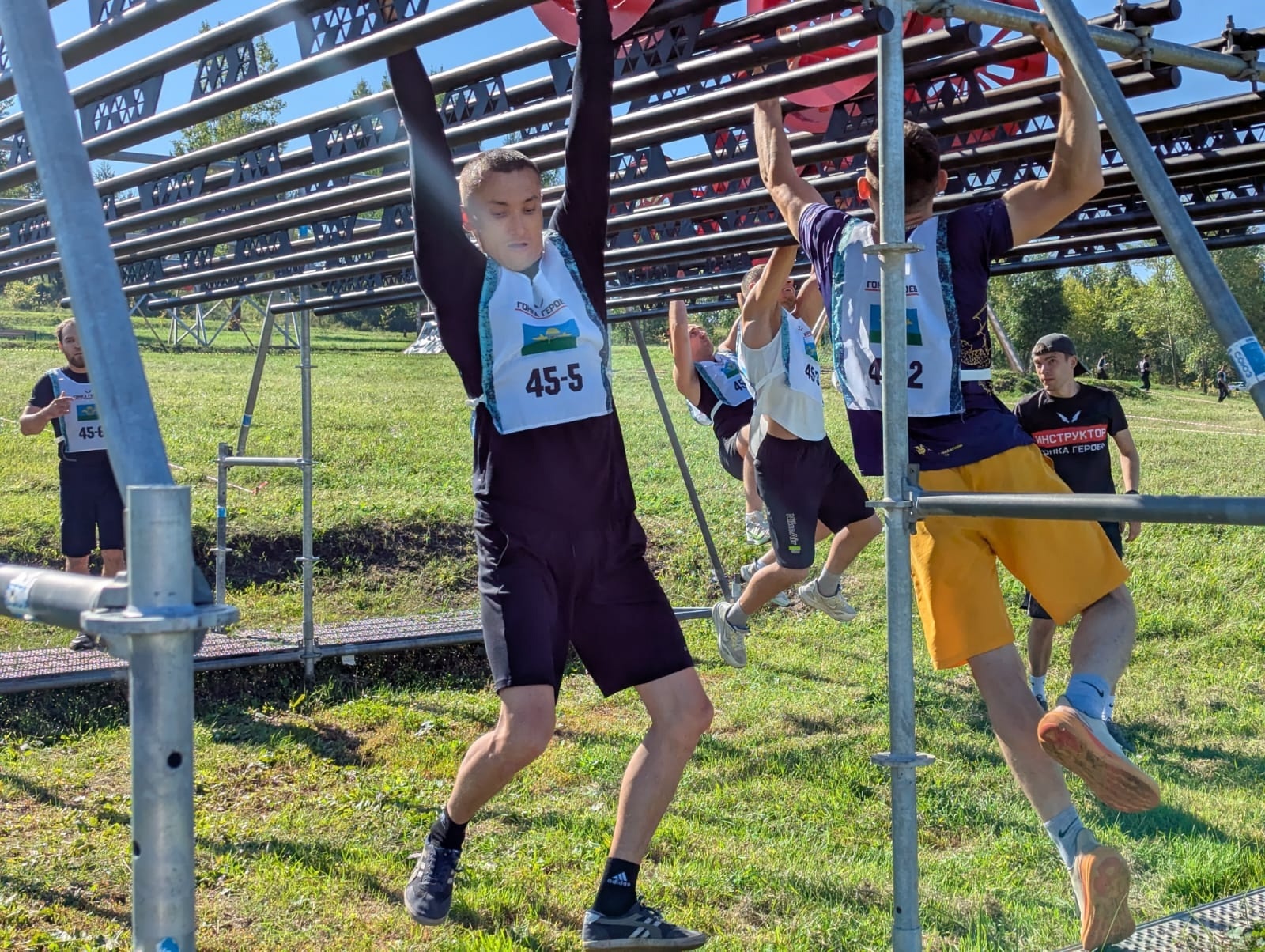 В парке «Патриот» стартовала «Гонка героев» – забег в честь 95-летия ВДВ