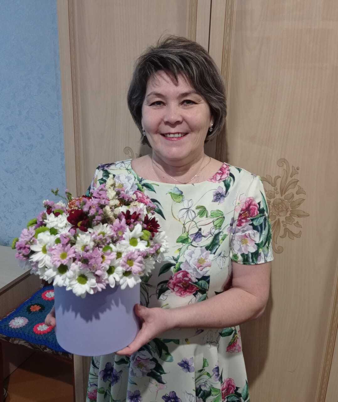 Январским днем Нового 2024 года свой 50-летний юбилей отметила Лилия Рахимьяновна Муртаева из села Акъяр