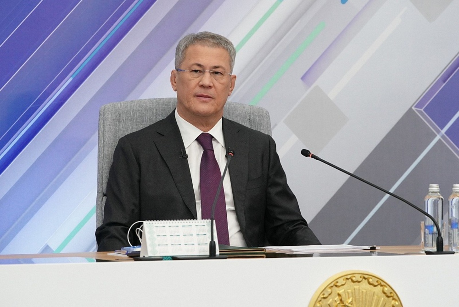 Названы каналы связи, куда жители чаще всего присылают вопросы Главе Башкирии