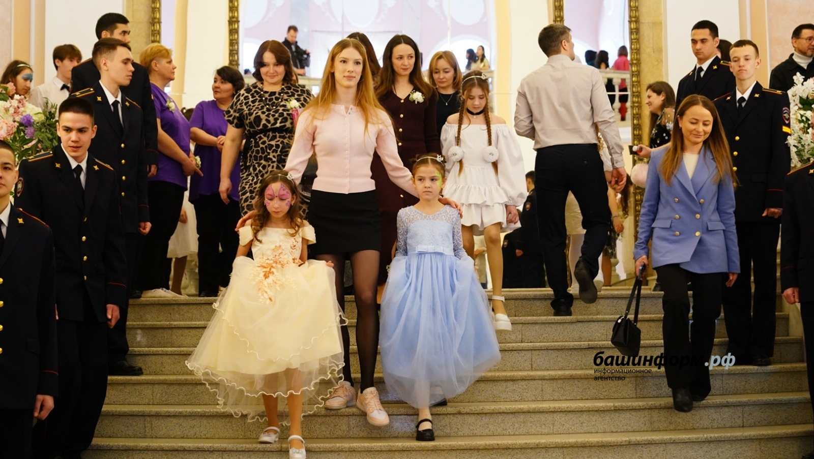 В Уфе состоялся седьмой традиционный «Бал маленьких принцесс»