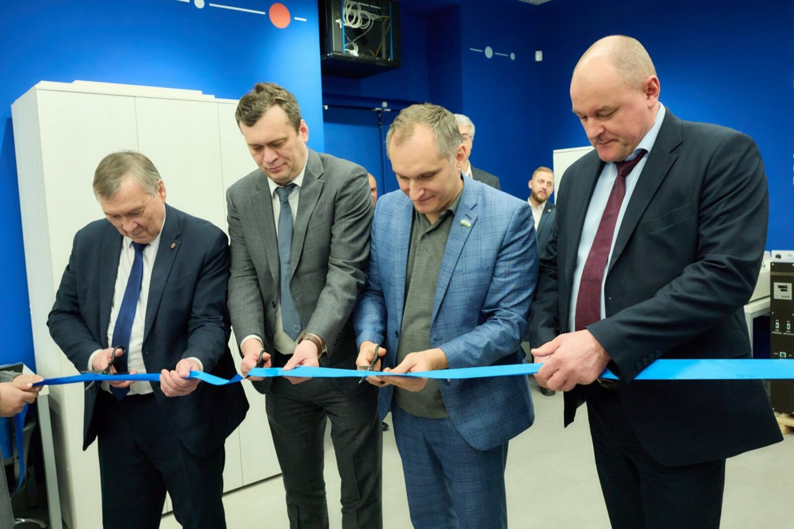 В УГНТУ начала работу современная лаборатория по металловедению