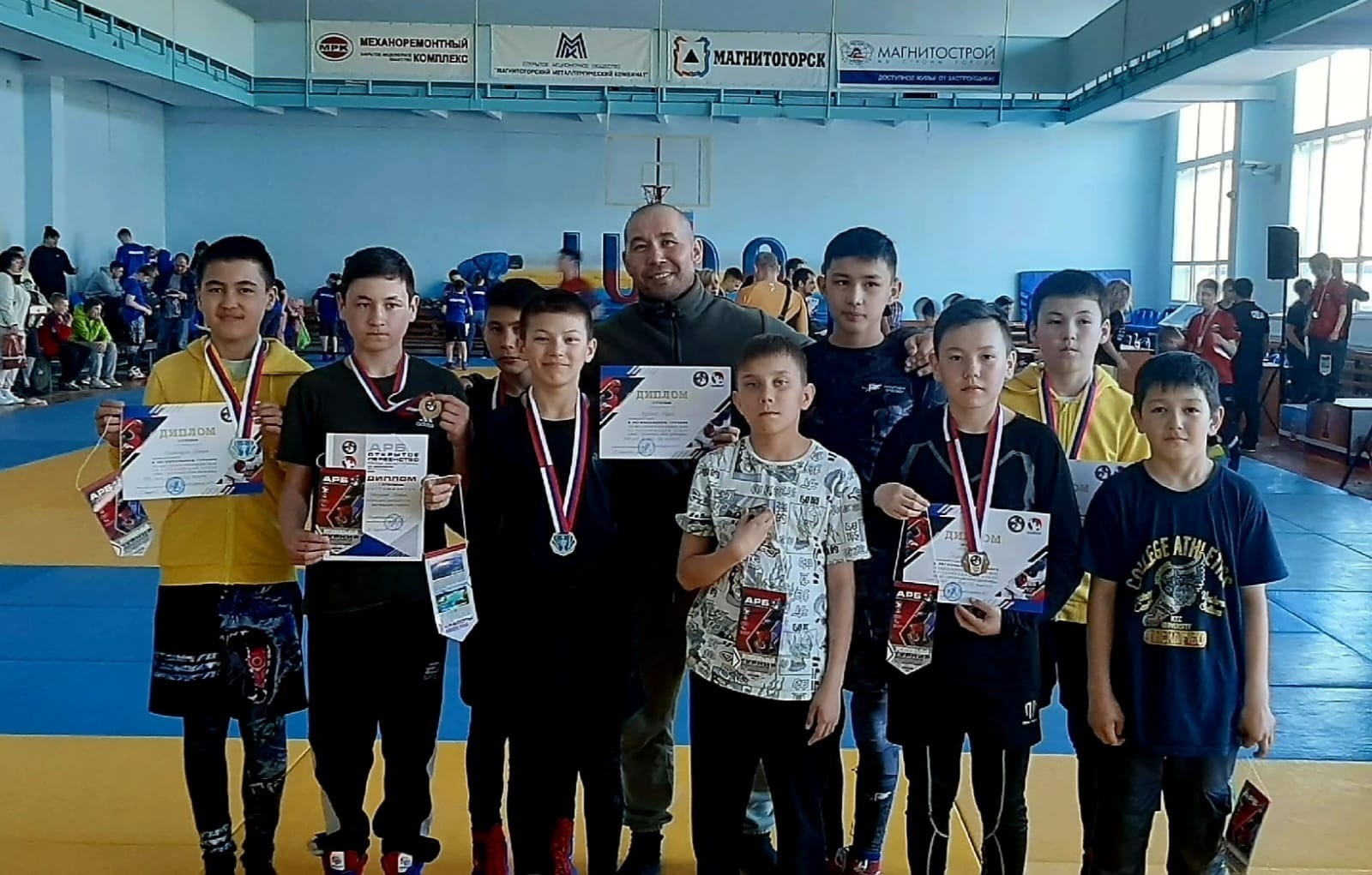 Хайбуллинские школьники завоевали медали на Открытом региональном турнире по абсолютно реальному бою "Урал - опорный край державы!"