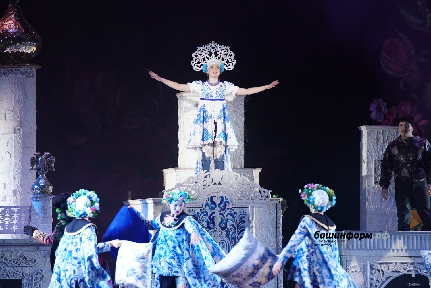 В преддверии праздника весны в Уфе прошел «Бал маленьких принцесс»