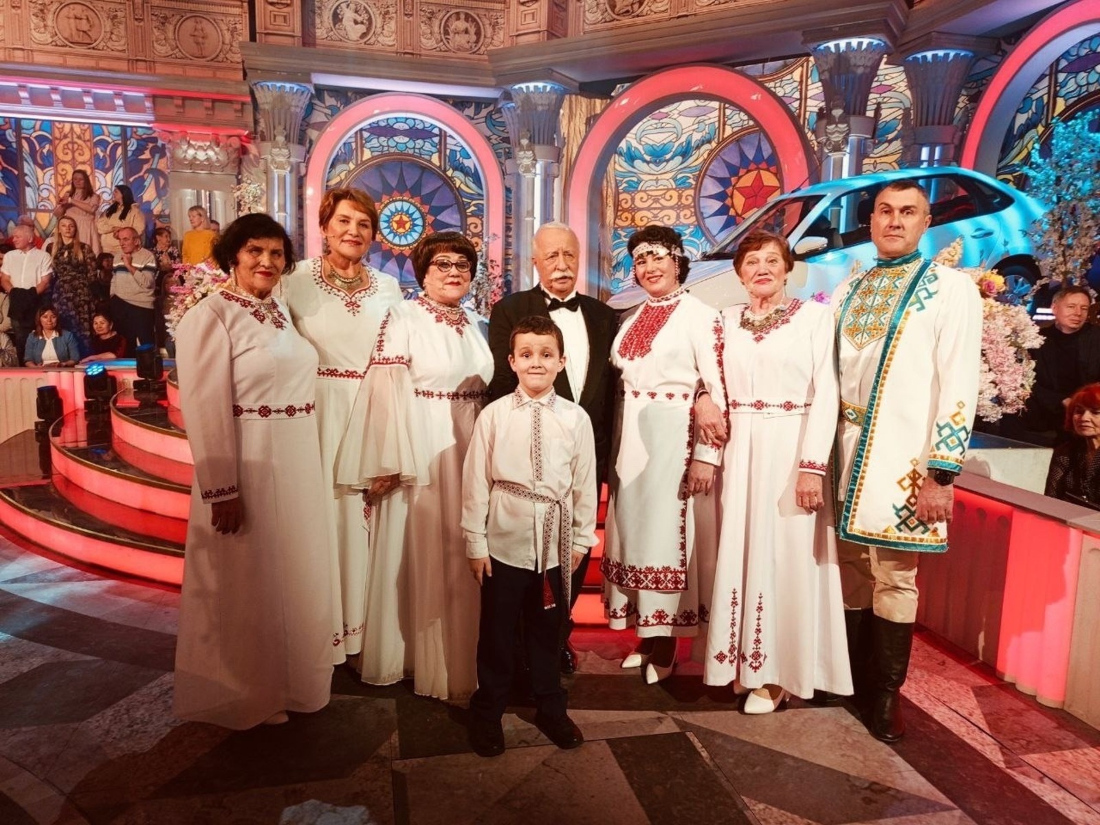 Семейный коллектив из Башкирии выступил на капитал-шоу «Поле чудес»