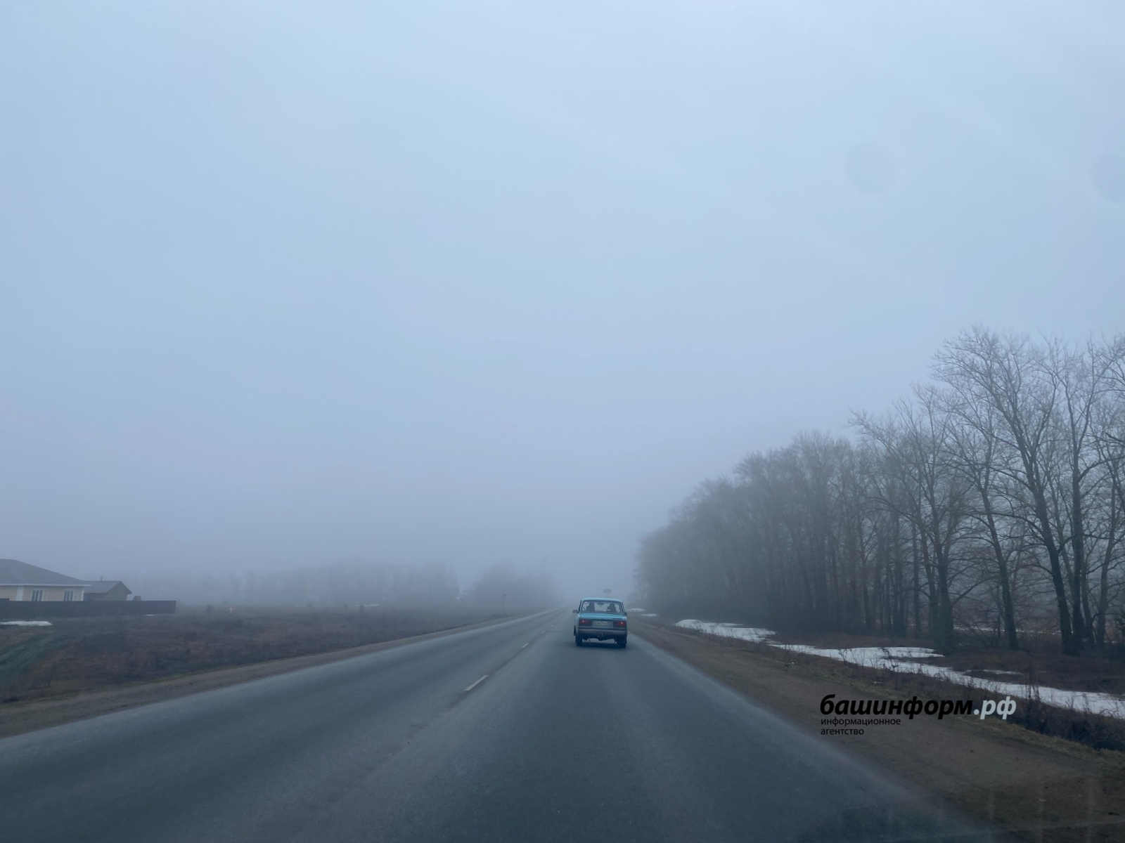 Водителям Башкирии рассказали о мерах предосторожности во время тумана