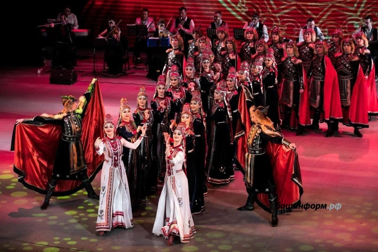 В Башкирии учредили День национального танца