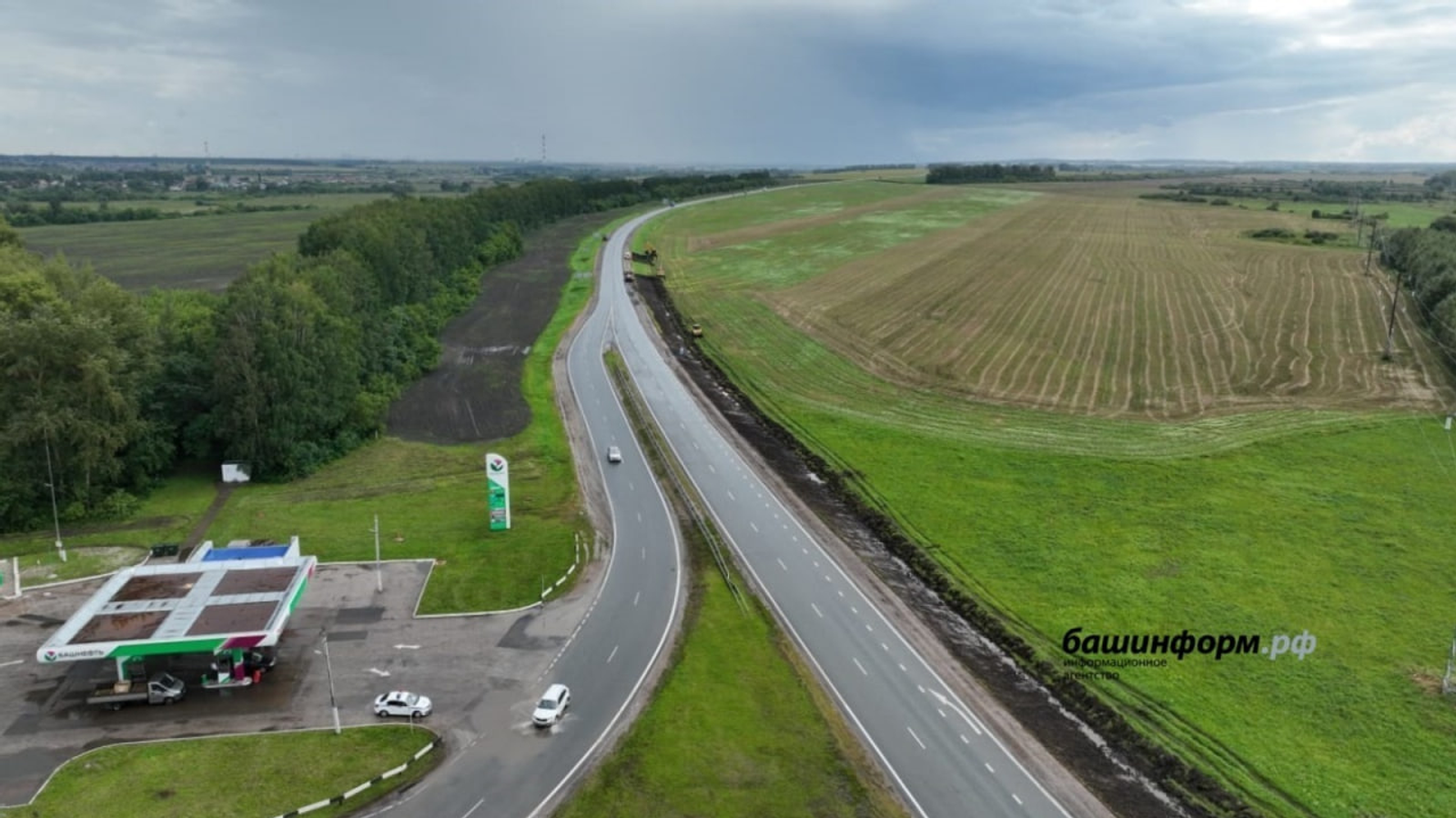 Основа экономики. В Башкирии обновили и построили 10 000 км автодорог