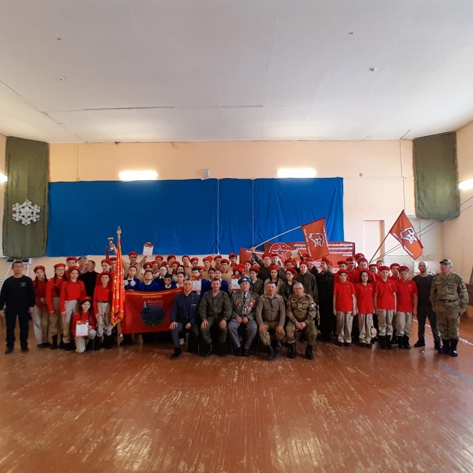 В Доме детского творчества села Акъяр состоялся муниципальный этап военно-патриотической игры "Зарница"