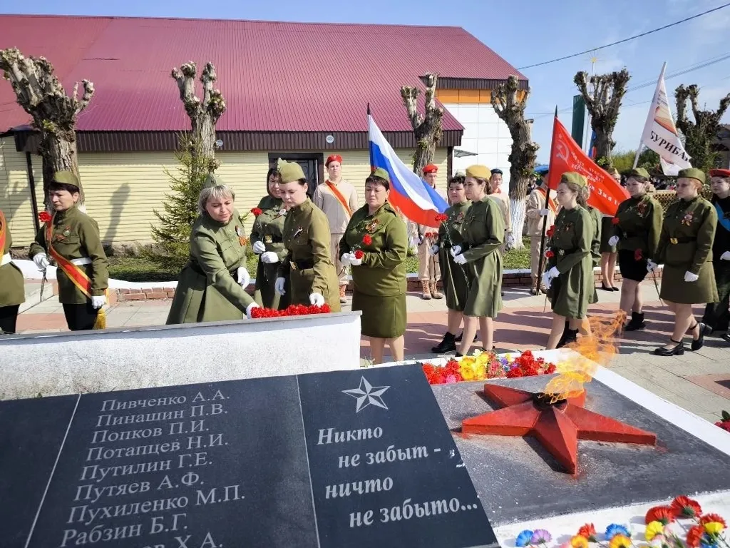 Торжественные мероприятия в Бурибае, посвященные 81-й годовщине Великой Победы