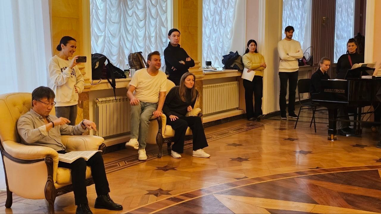 В Уфе ставят оперу «Севильский цирюльник» с приметами сегодняшнего дня