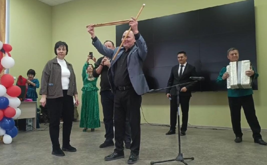 Артистки из Башкирии передают бойцам СВО тепло и нежность родного края