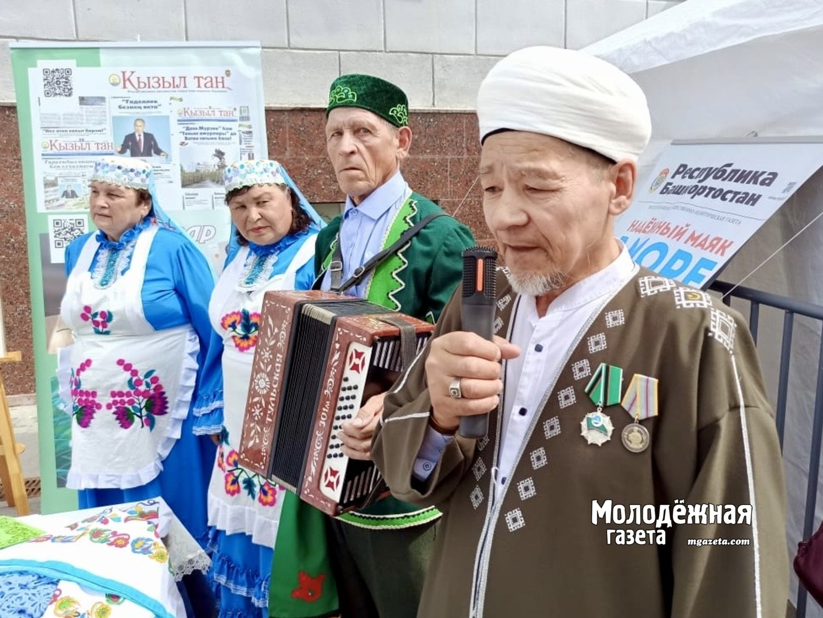 Хамза-хазрат встретился с читателями на фестивале «Китап-Байрам»