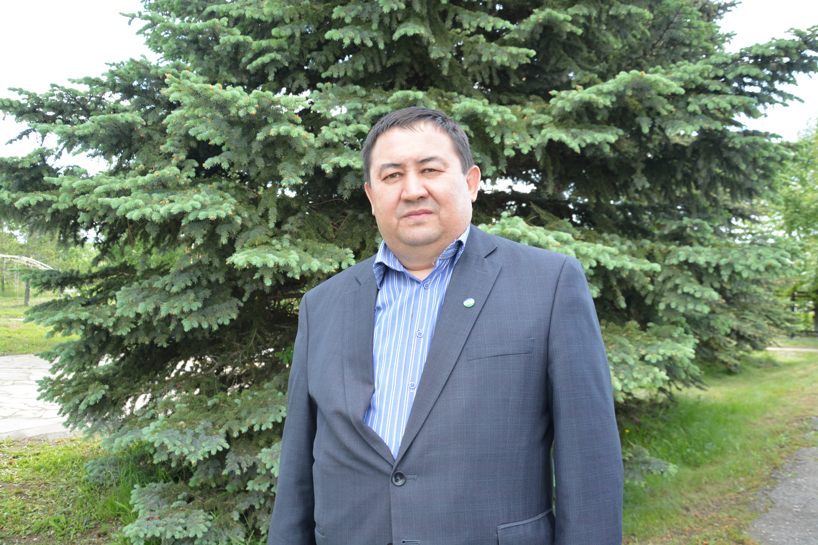 В Акъяре представили книгу Мунира Кунафина о подвиге бойцов СВО