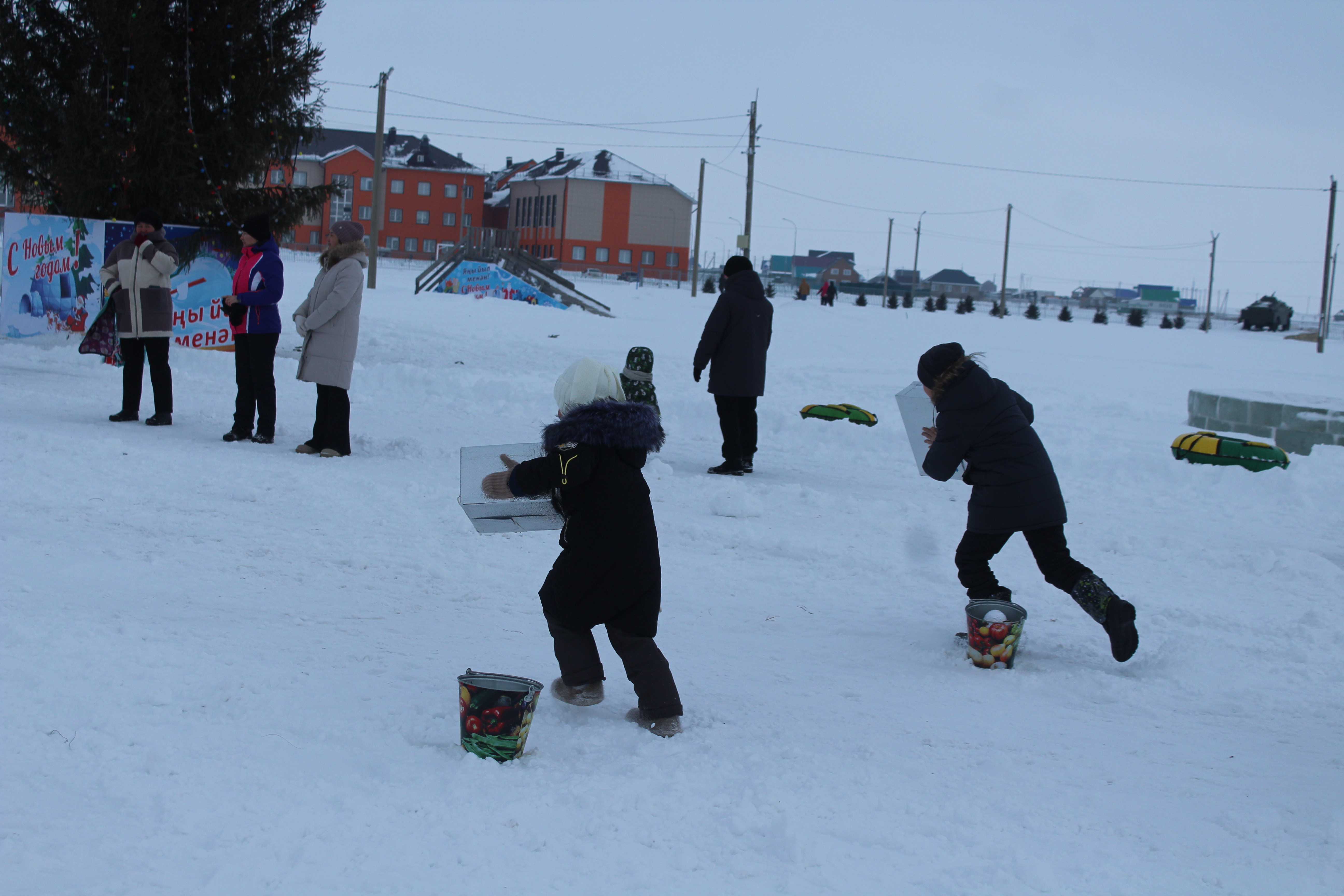 Елка смеха и радости