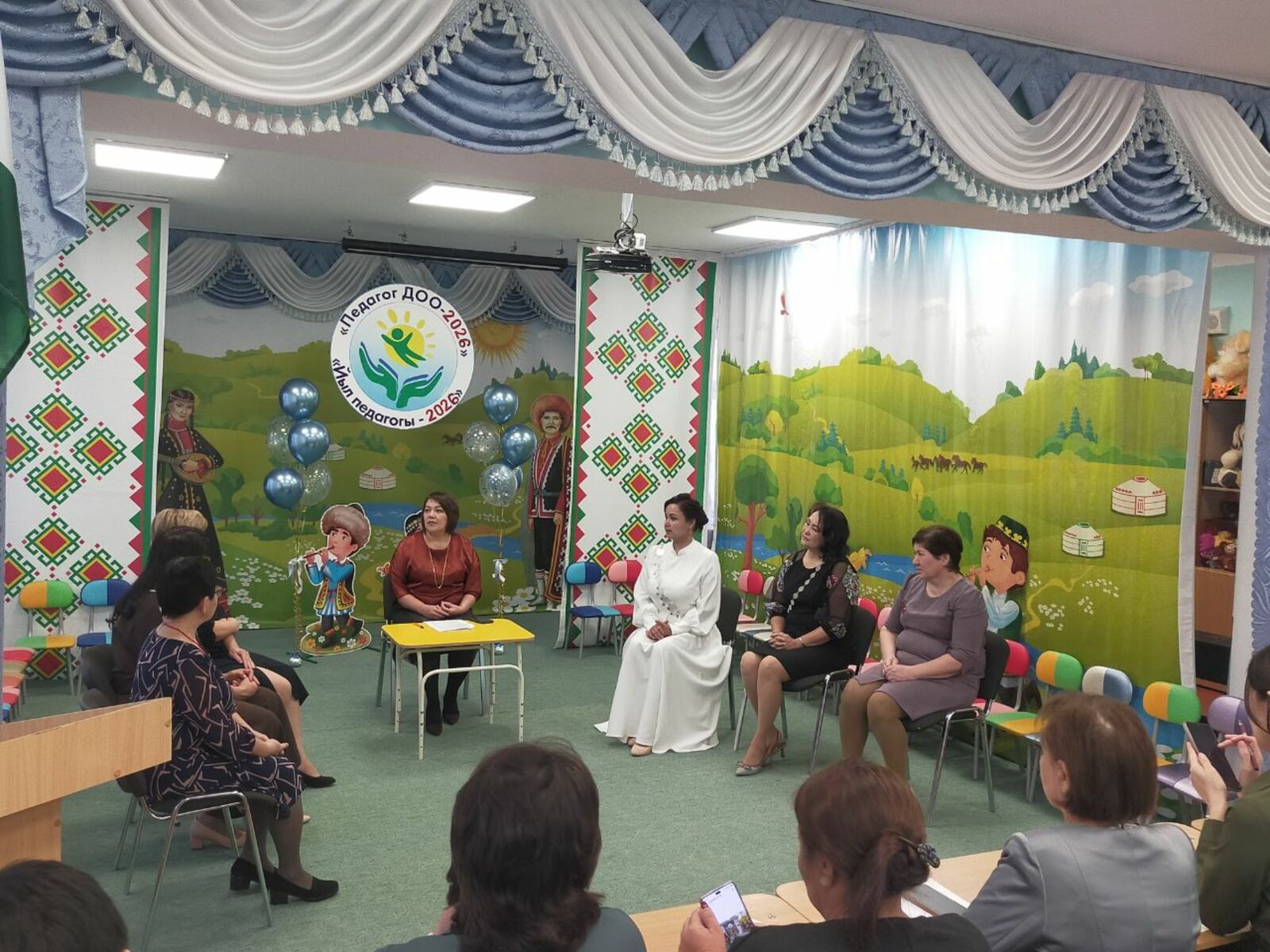 О тех, кто создаёт детство