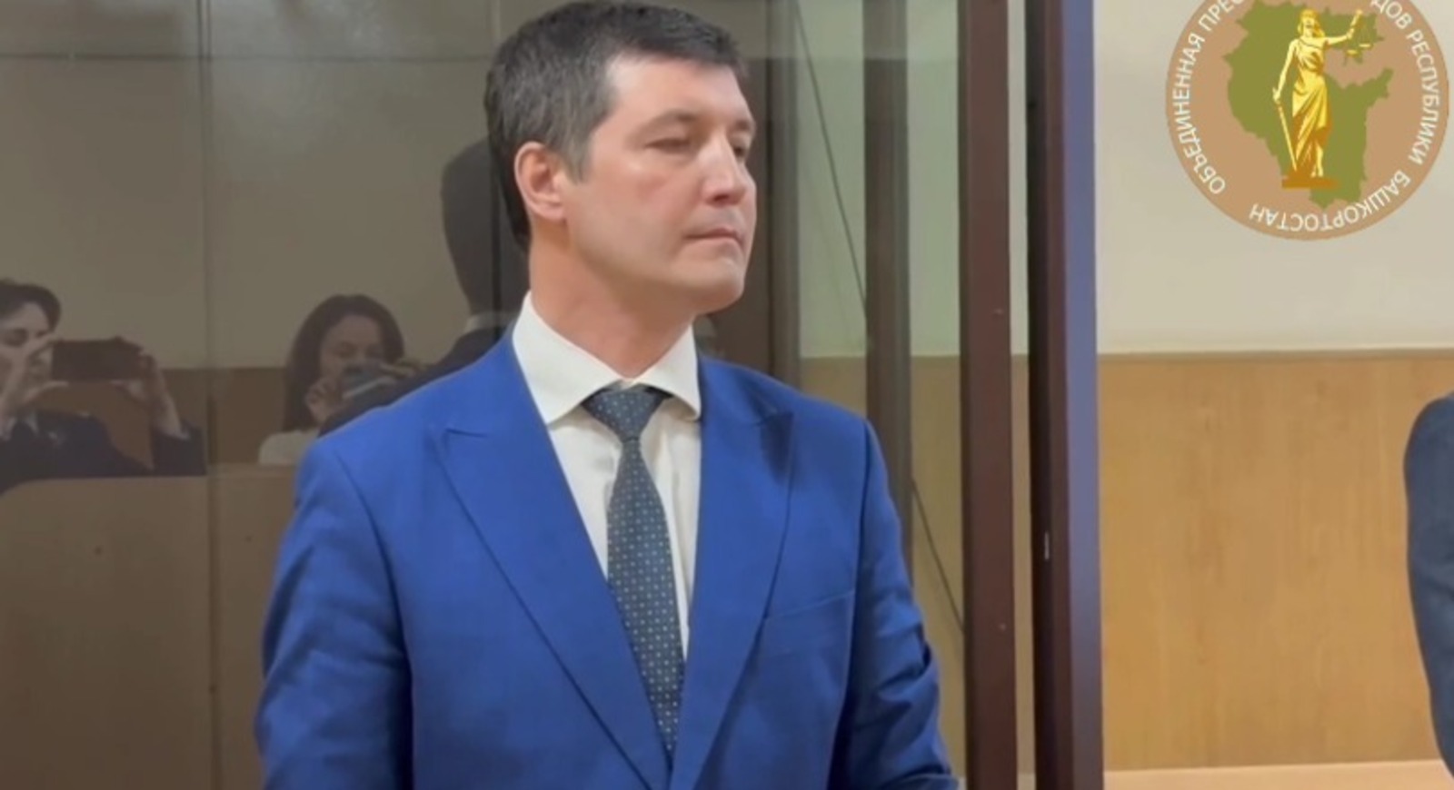 В Башкирии экс-ректор института осужден за получение взяток