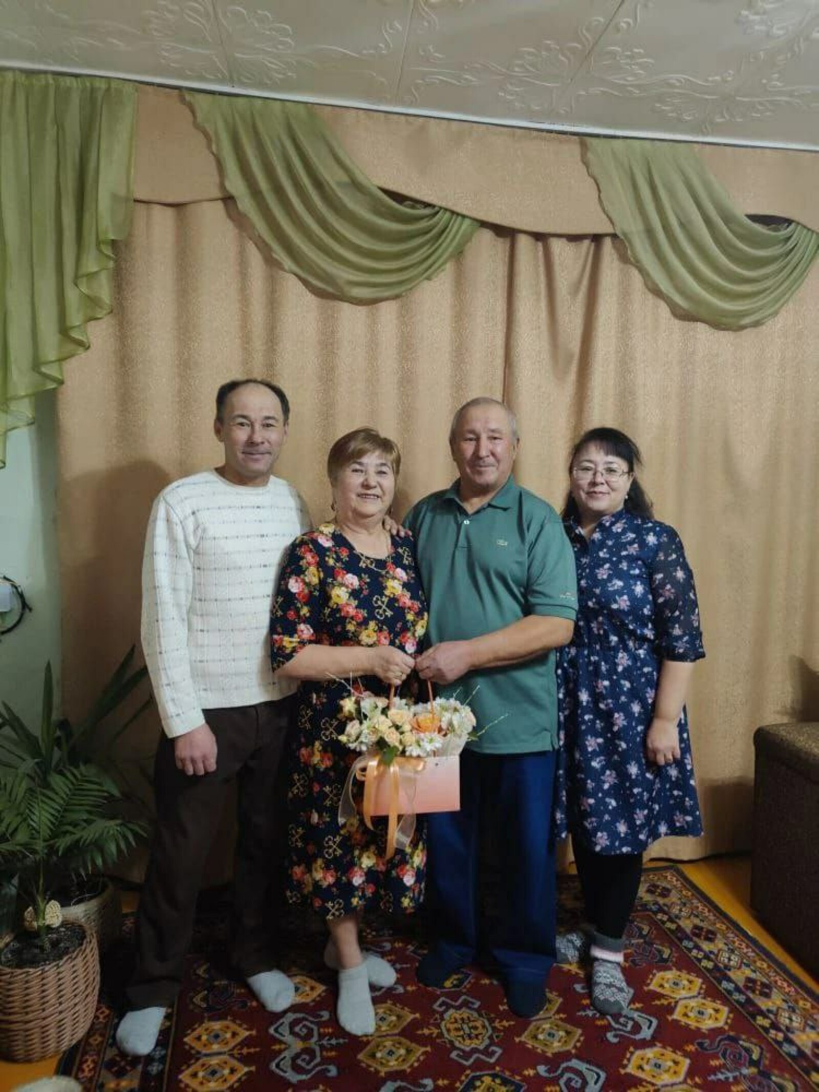 Полвека в гармонии: золотая свадьба Салавата и Фирдаус Абдуллиных