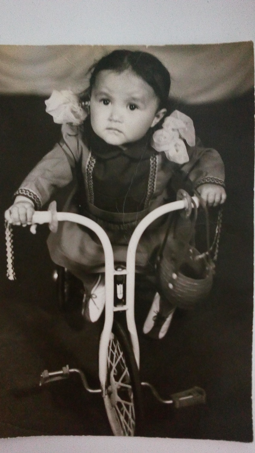 Подменили в роддоме: башкирская певица поделилась невероятной историей