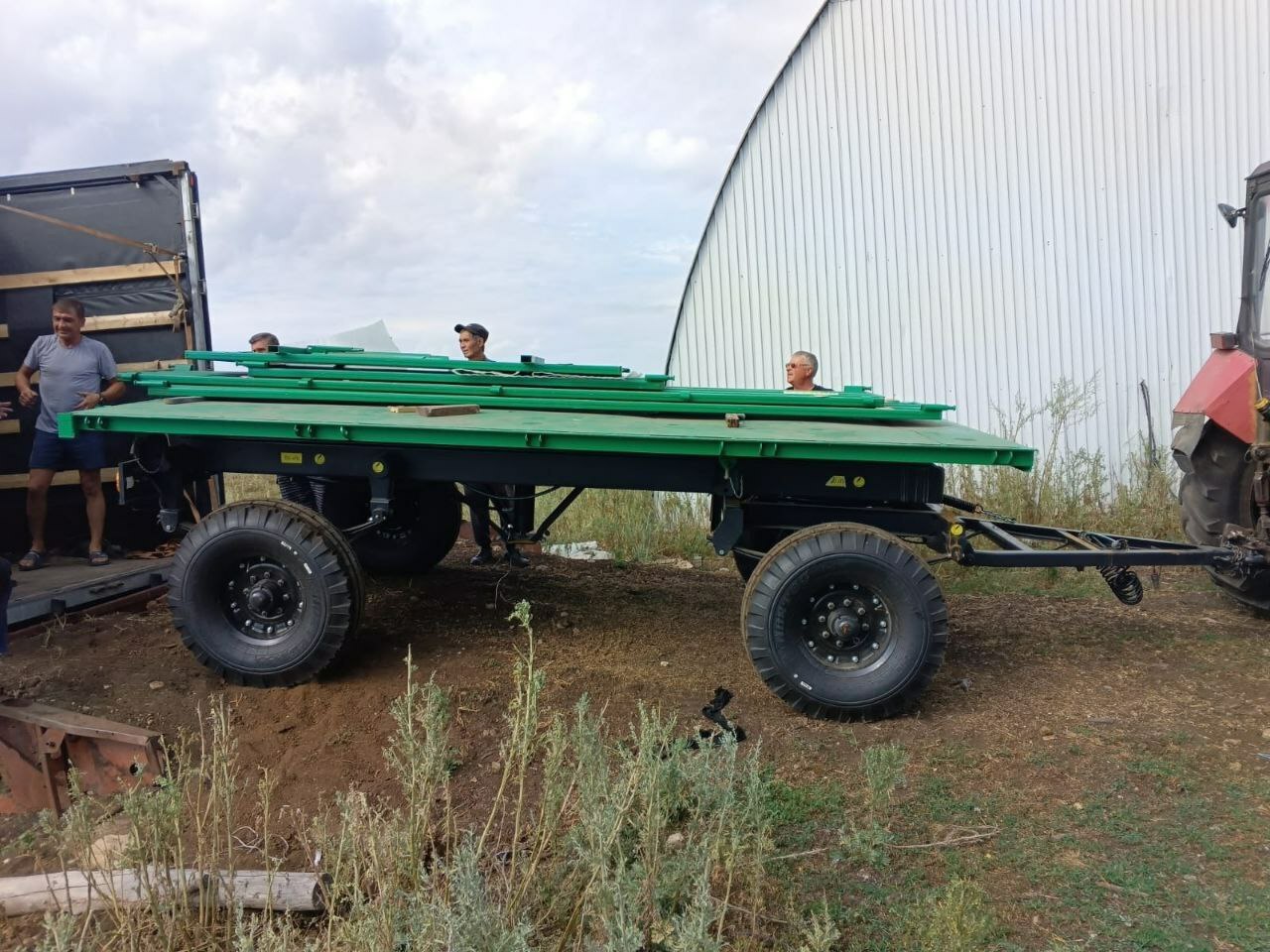 Жители села Федоровка получили долгожданную пожарную бочку