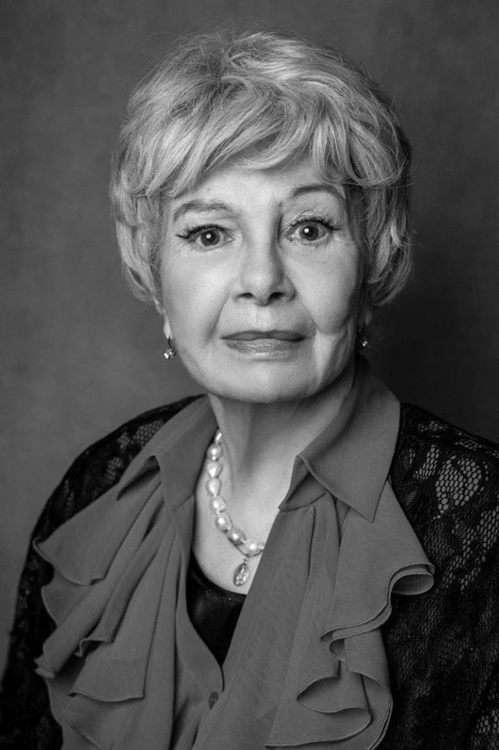 Ушла из жизни заслуженная артистка России Валентина Шарыкина