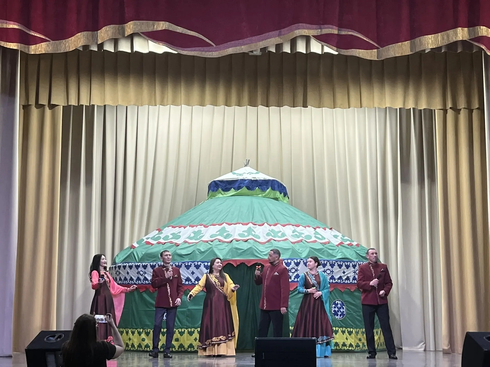 Навруз объединяет соседей: хайбуллинцы с размахом выступили в Медногорске