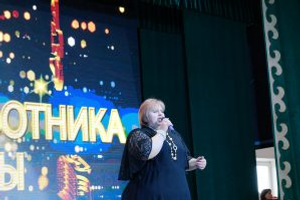 Тем, кто дарит людям прекрасное