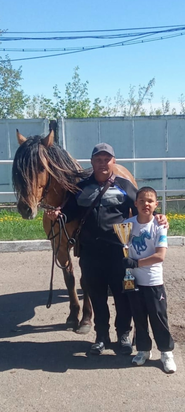 В душе мужчины конь с седлом и уздечкой