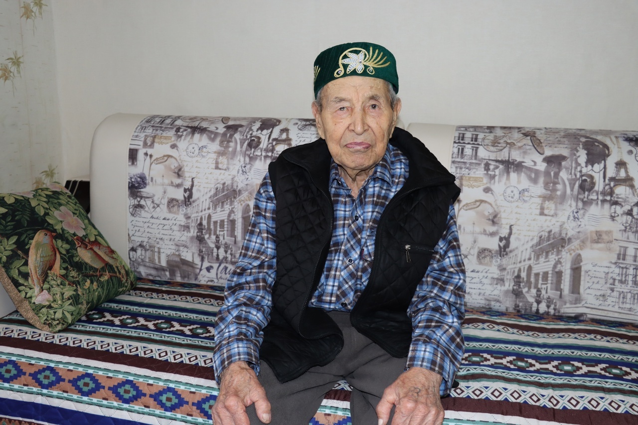 Житель села Акъяр Габбас Байгускаров отметил свое 90-летие