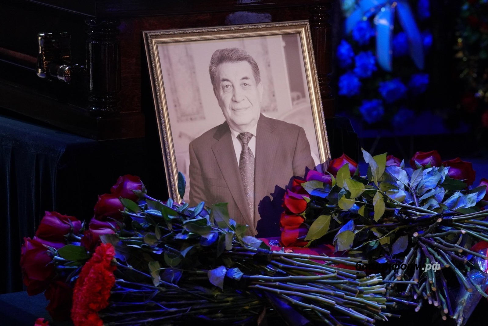 В Уфе прошла церемония прощания с народным артистом Башкирии Олегом Хановым