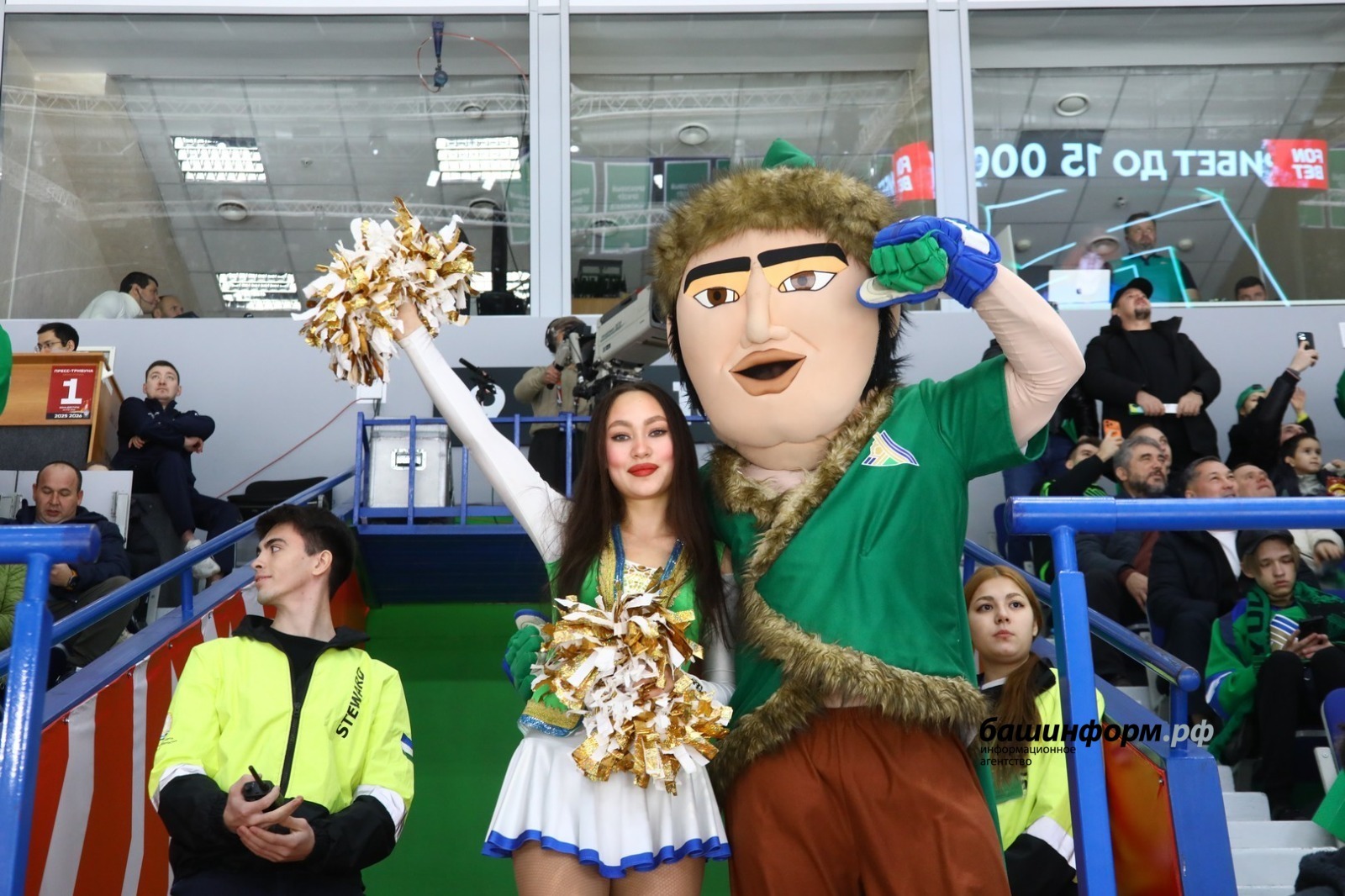 «Салават Юлаев» взял реванш у «Ак Барса» в «зеленом дерби»