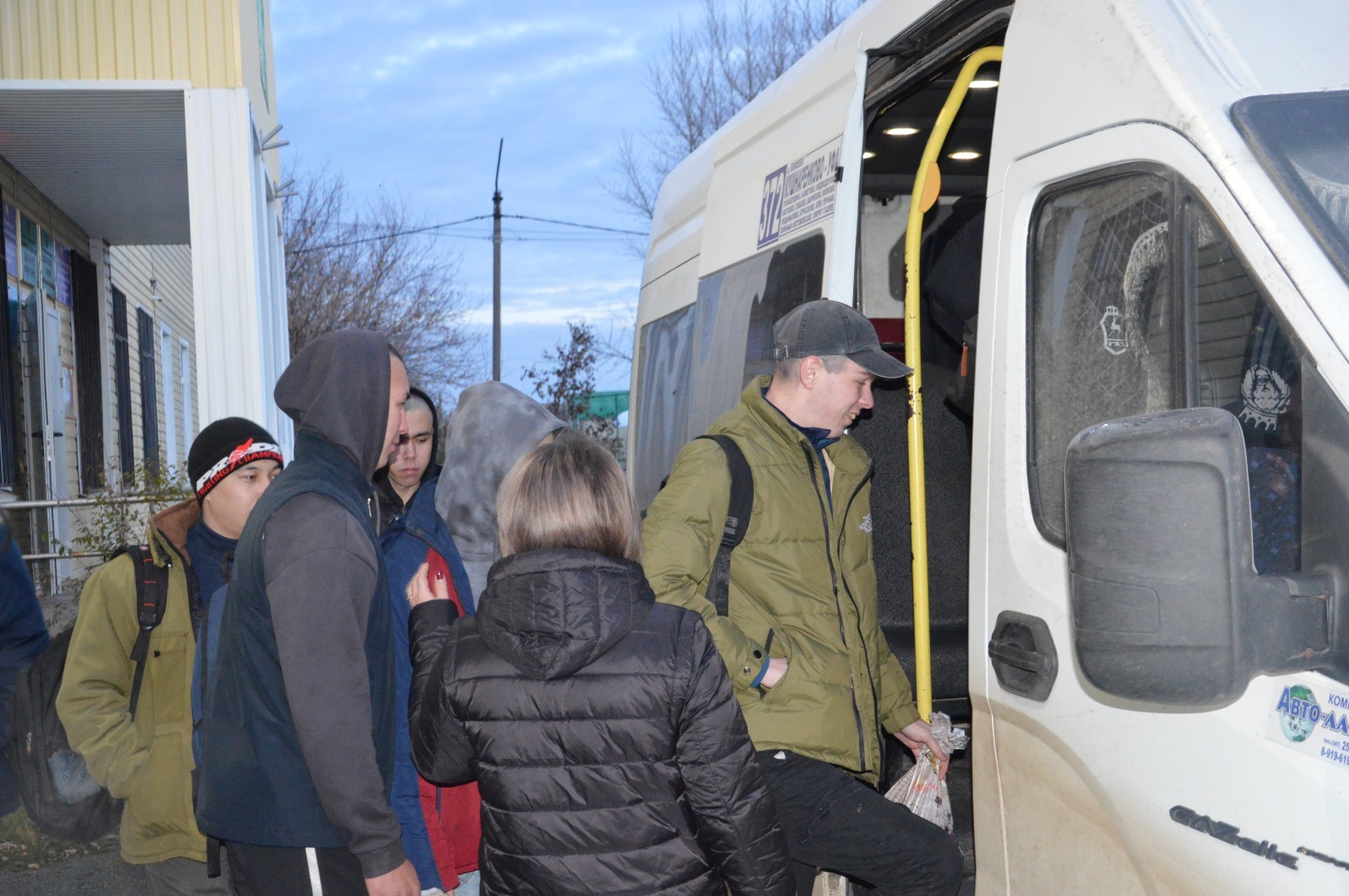 Отслужу, отслужу, как надо, и вернусь!