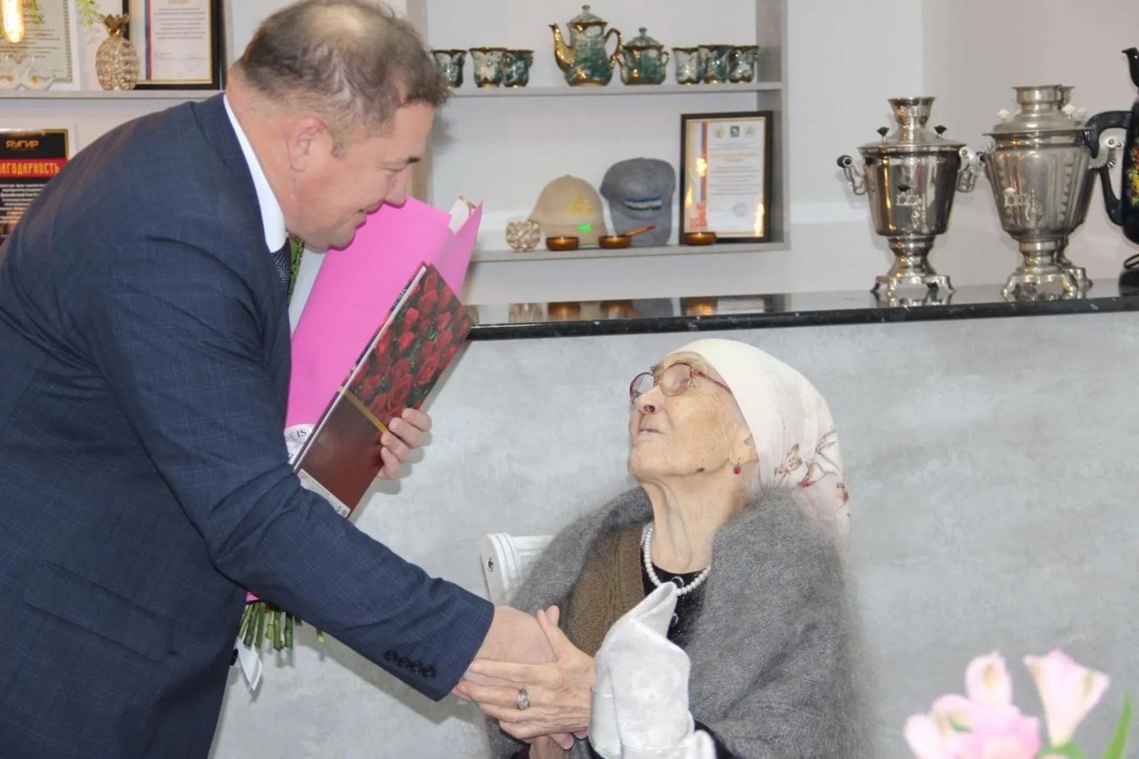 Долгожительнице из Башкирии Хакиме Саттаровой исполнилось 100 лет